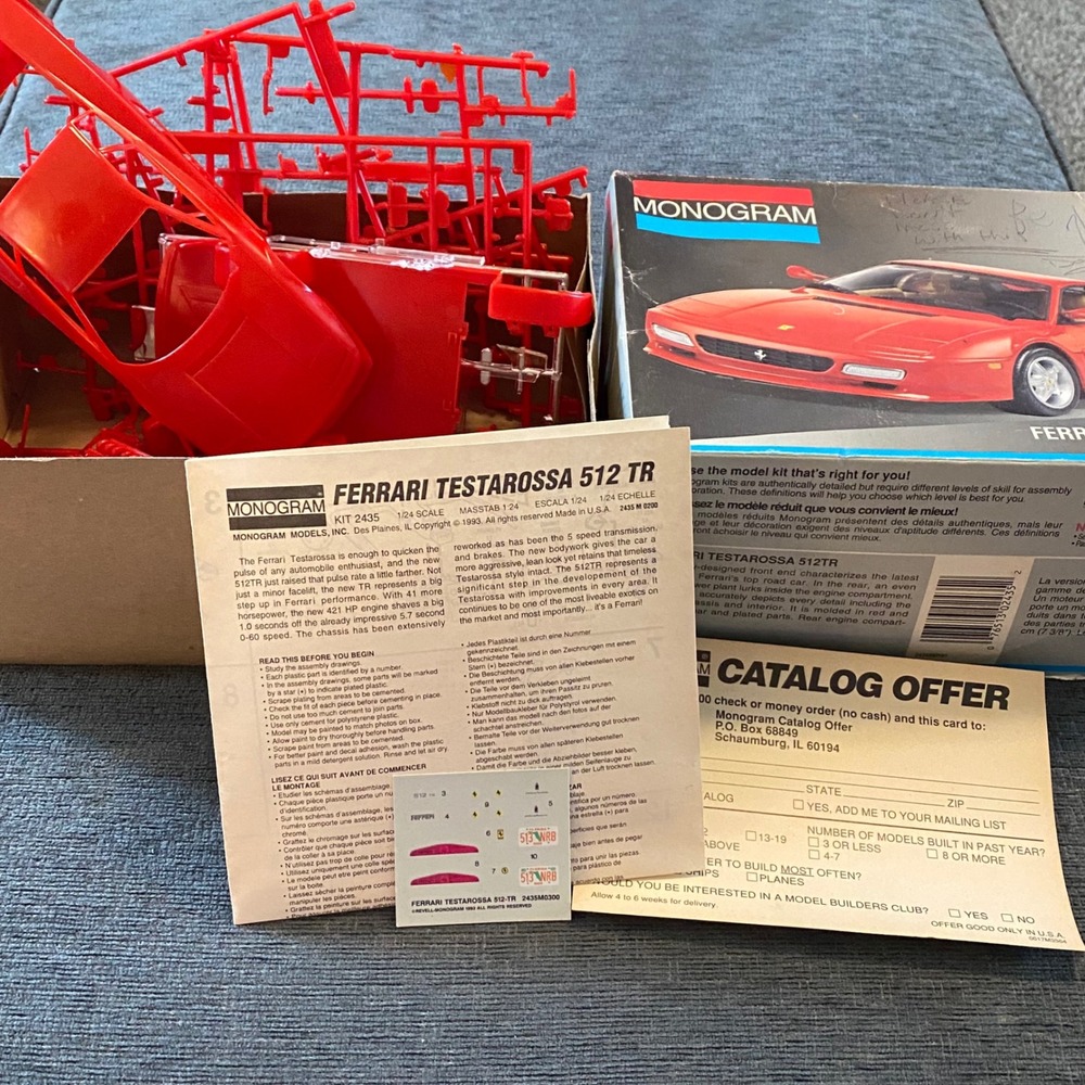 Monogram Ferrari Testarossa 512 TR Model Kit 1:24 Red Vintage